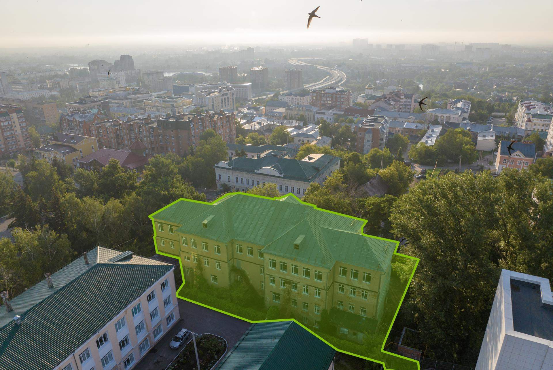 Продам торговое помещение 2510.7 м.кв.