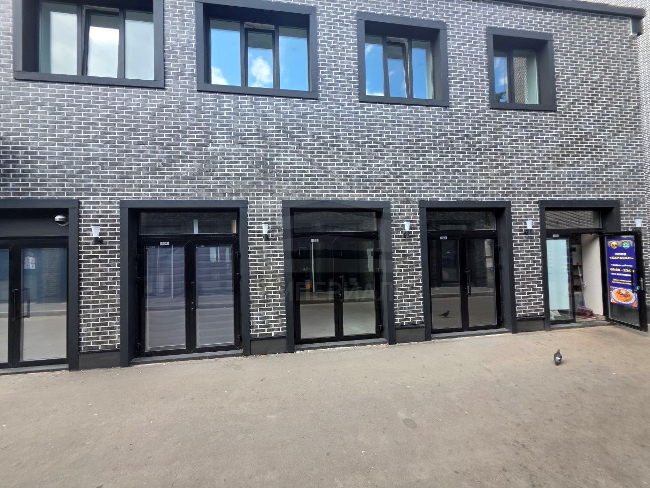 Продам помещение свободного назначения 13 м.кв.