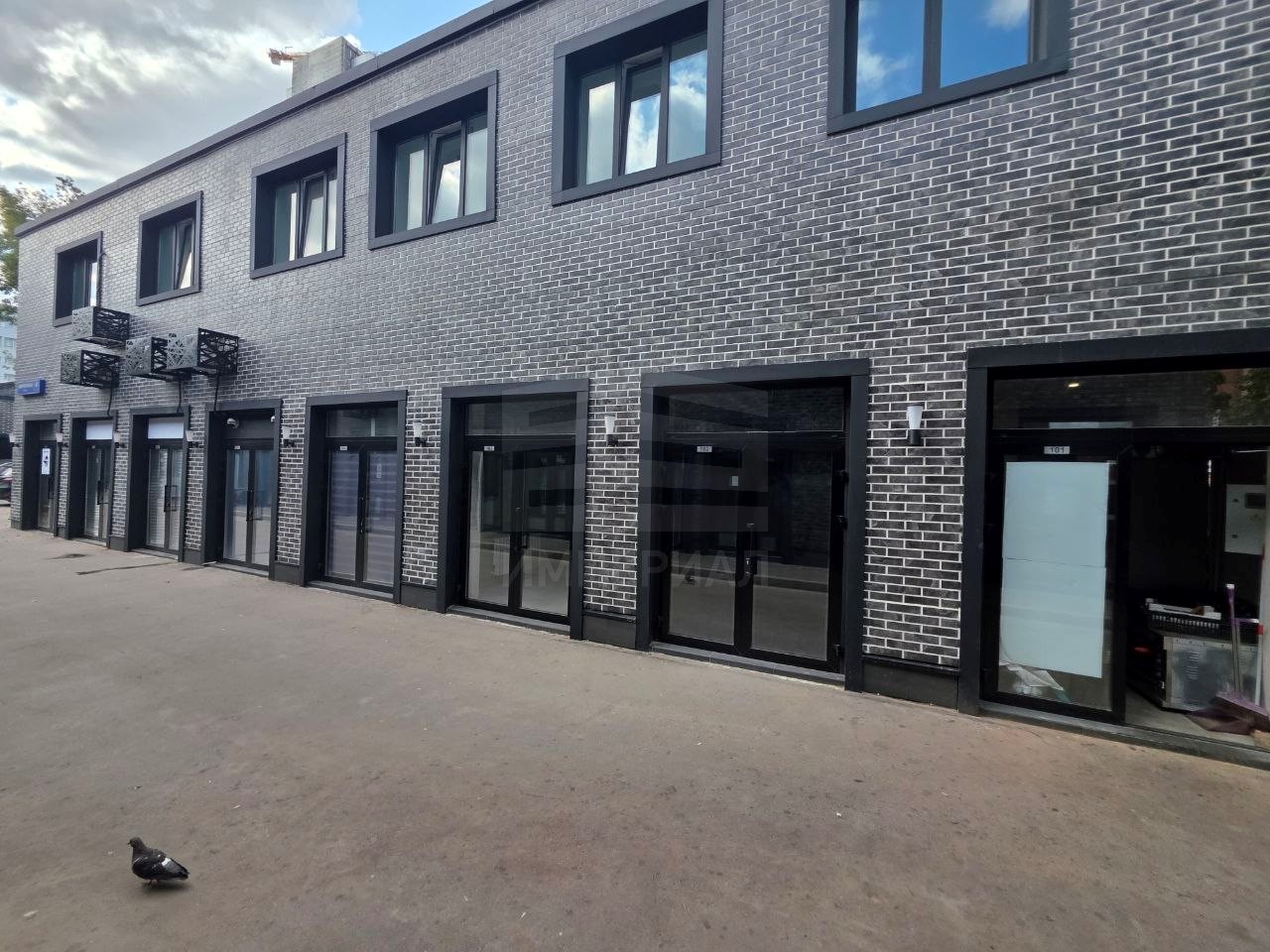 Продам помещение свободного назначения 13 м.кв.