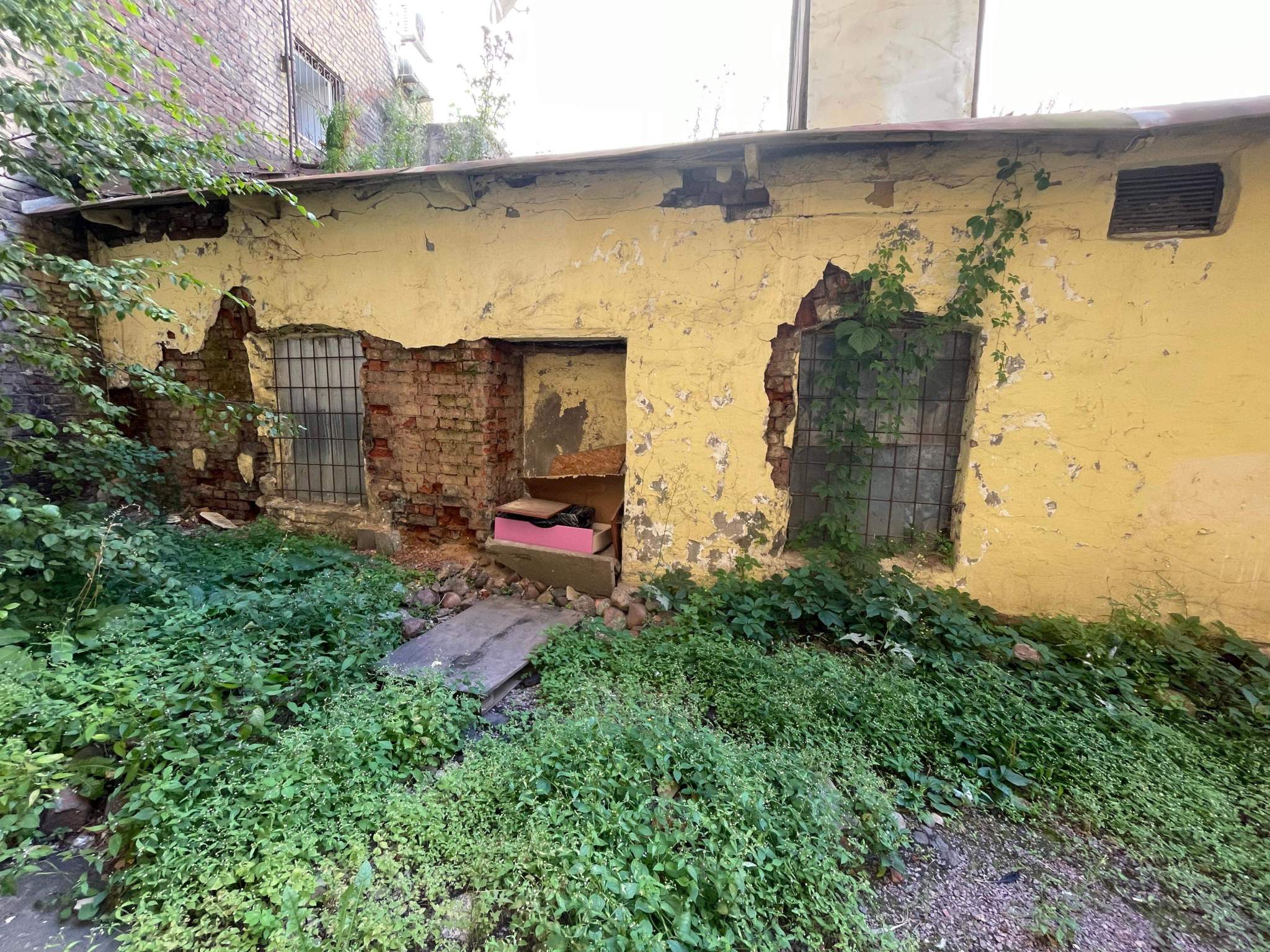 Продам торговое помещение 63.7 м.кв.