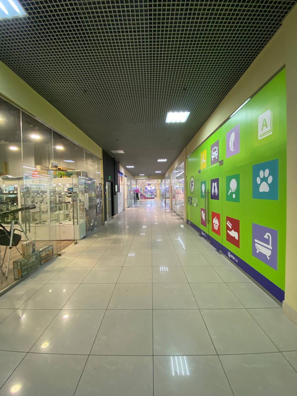 Продам торговое помещение 6058 м.кв.