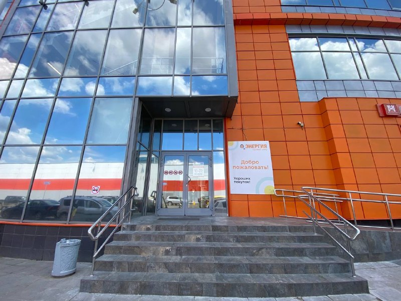 Продам торговое помещение 6058 м.кв.