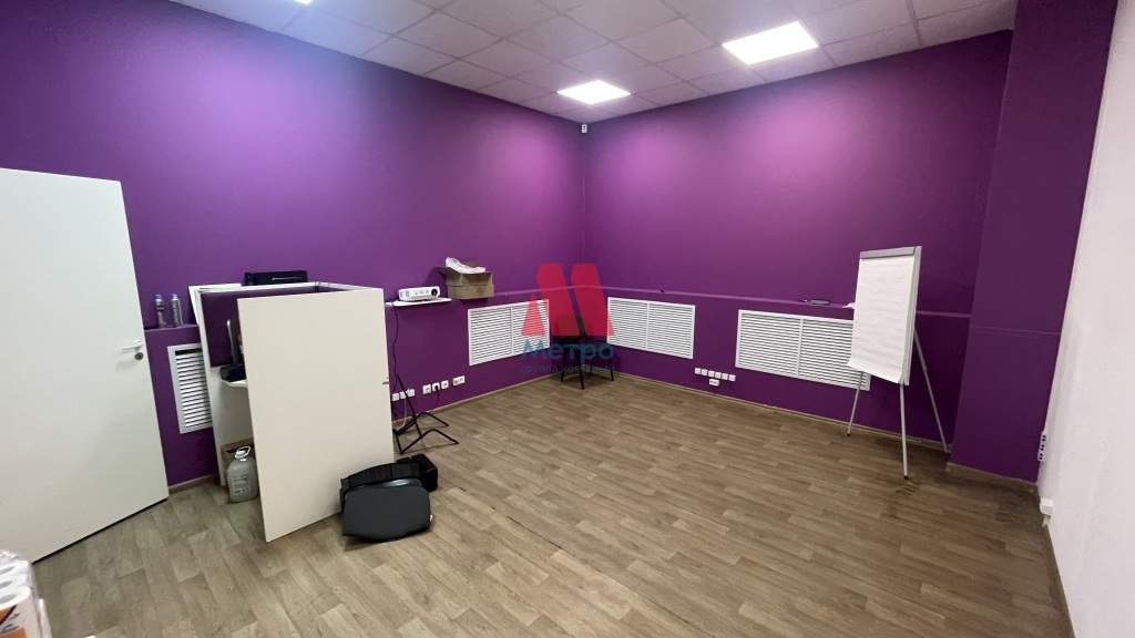 Сдам в аренду офис 100 м.кв.