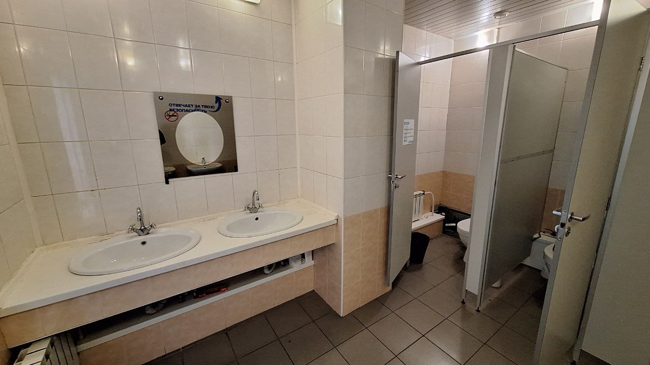 Сдам в аренду офис 168.7 м.кв.
