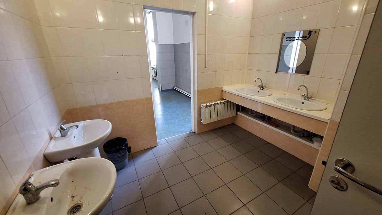 Сдам в аренду офис 168.7 м.кв.