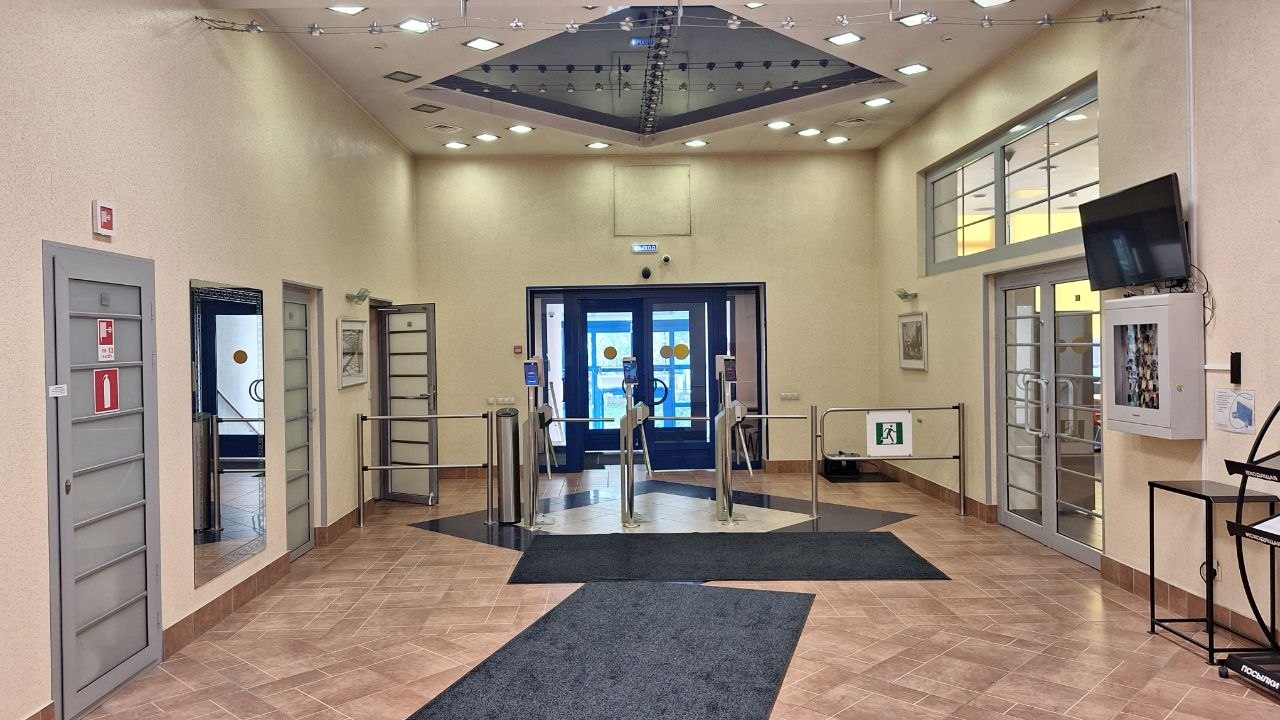 Сдам в аренду офис 257.7 м.кв.