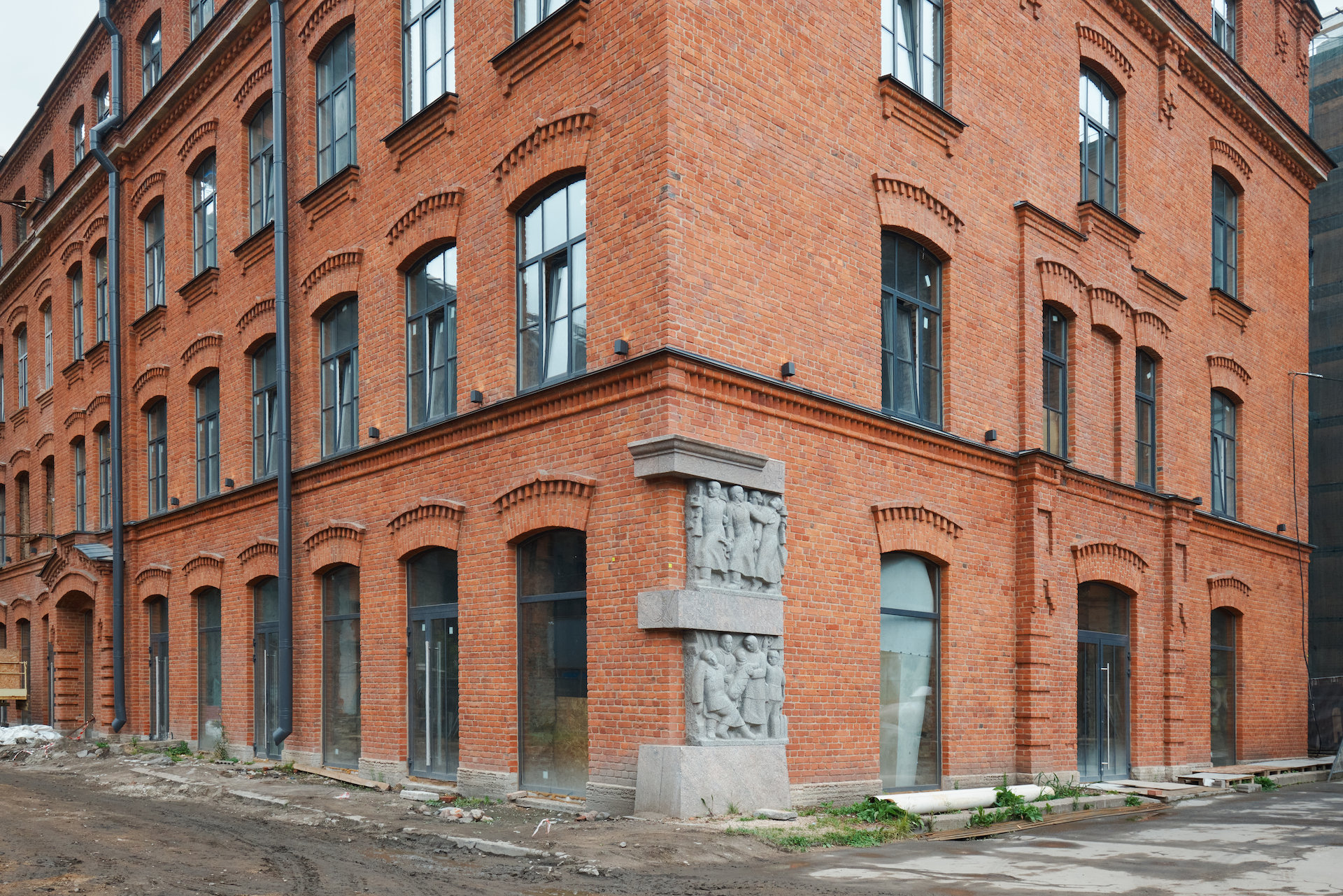 Сдам в аренду помещение свободного назначения 548.8 м.кв.