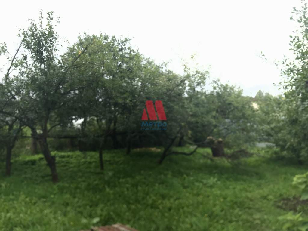 Продам земельный участок 900 м.кв.