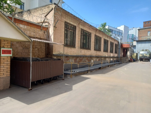 Продам торговое помещение 8672 м.кв.