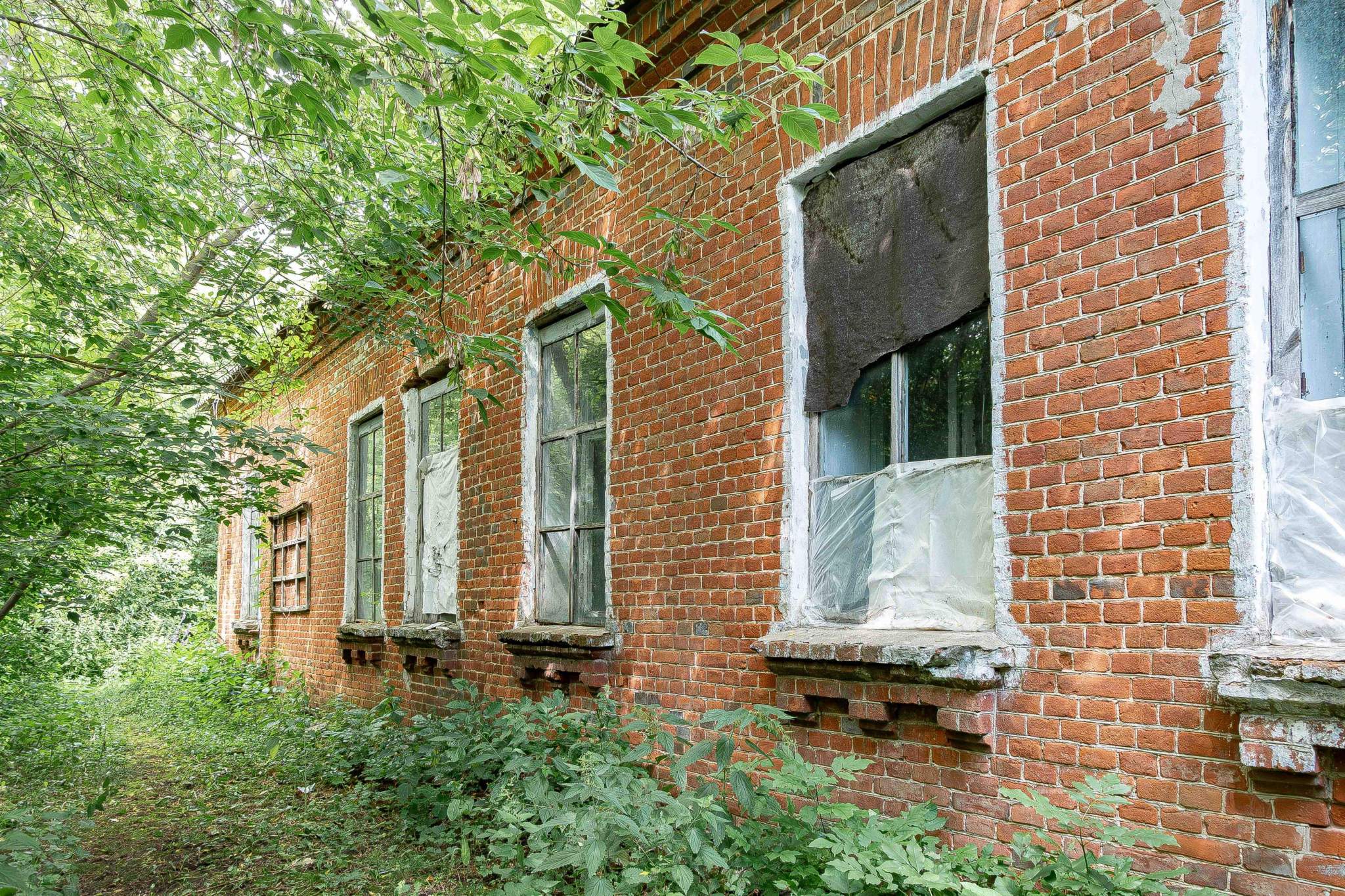 Продам торговое помещение 243.7 м.кв.