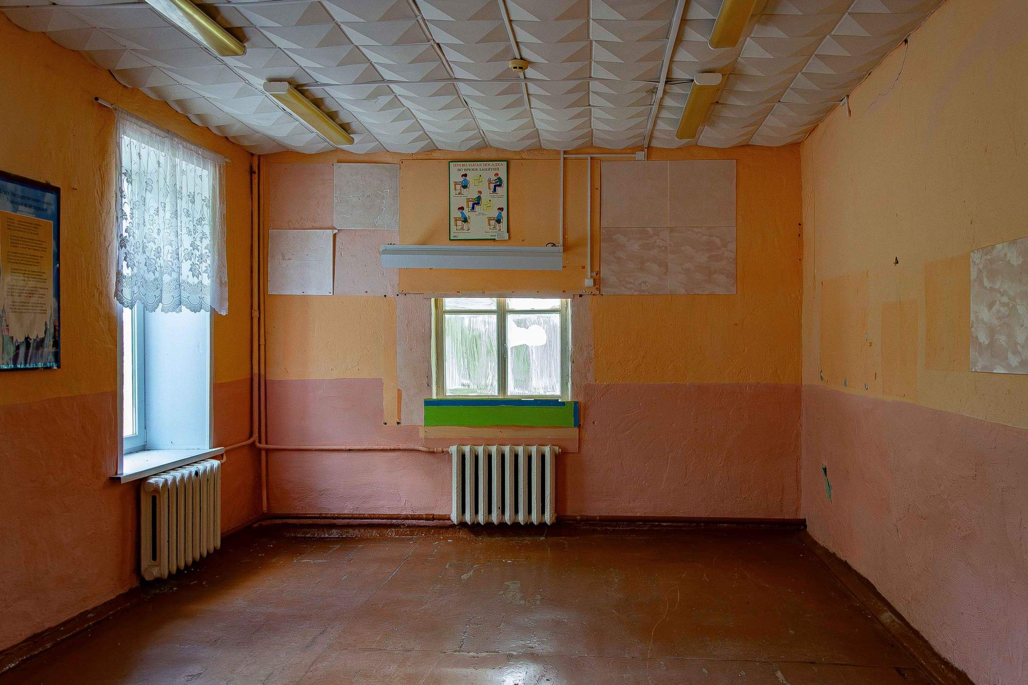 Продам торговое помещение 718.9 м.кв.