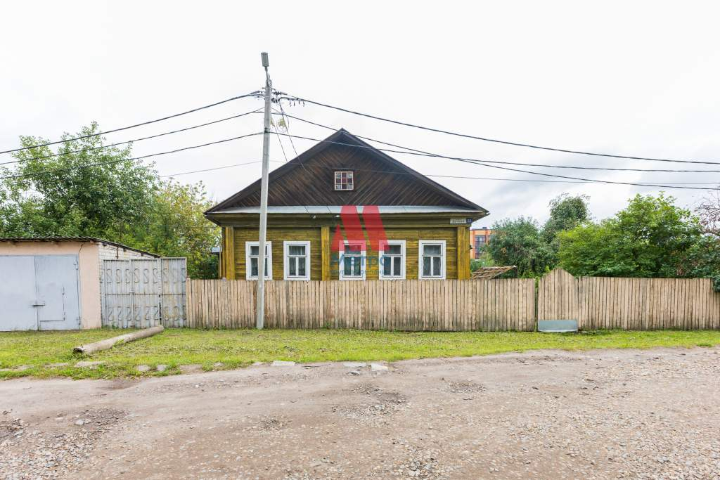 Продам земельный участок 1200 м.кв.