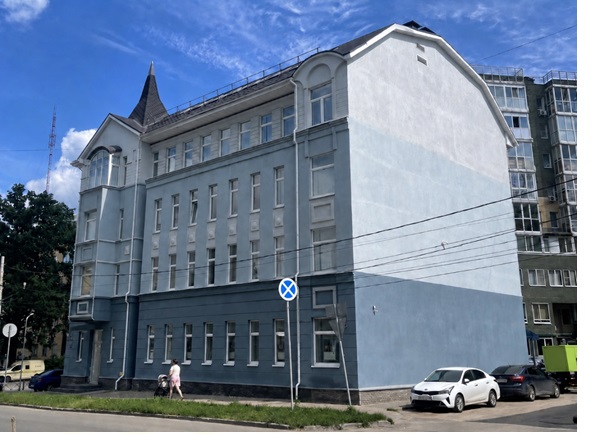 Продам торговое помещение 1593 м.кв.