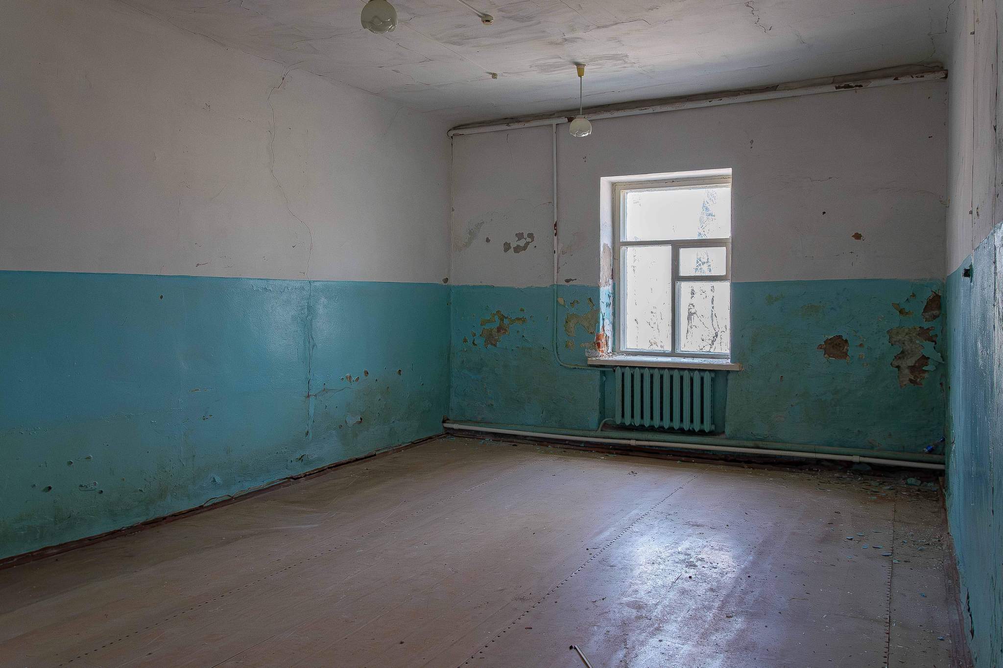 Продам торговое помещение 884.4 м.кв.