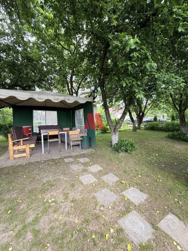 Продам земельный участок 650 м.кв.
