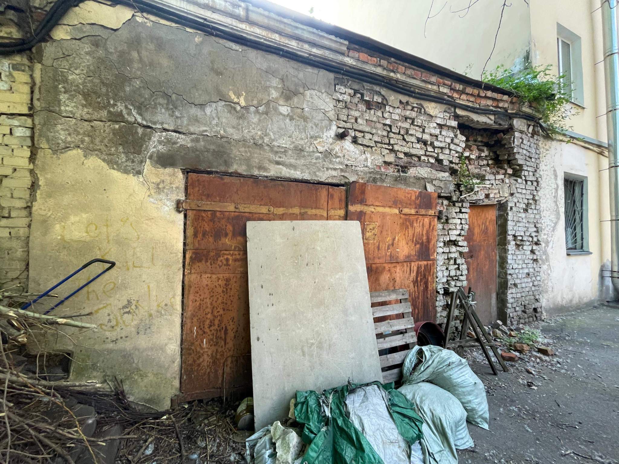 Продам торговое помещение 33.6 м.кв.