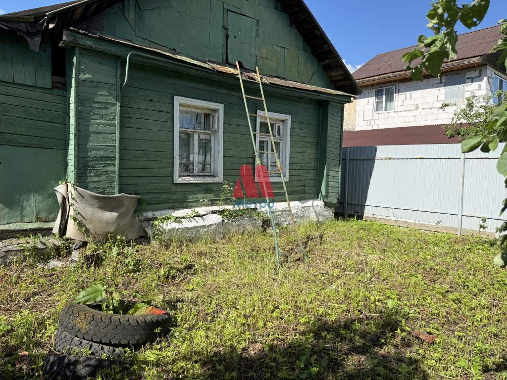 Продам земельный участок 800 м.кв.