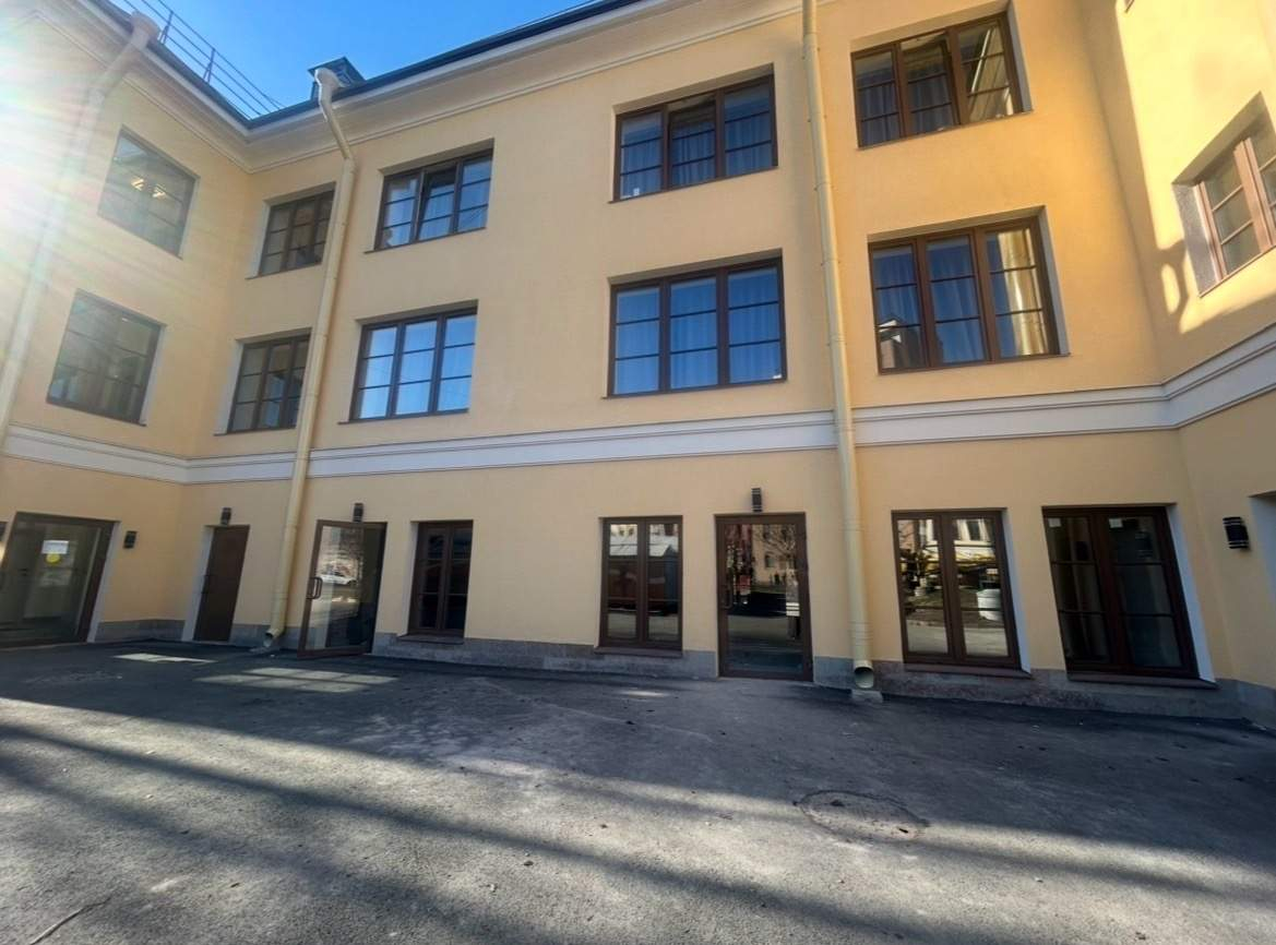 Сдам в аренду помещение свободного назначения 180 м.кв.
