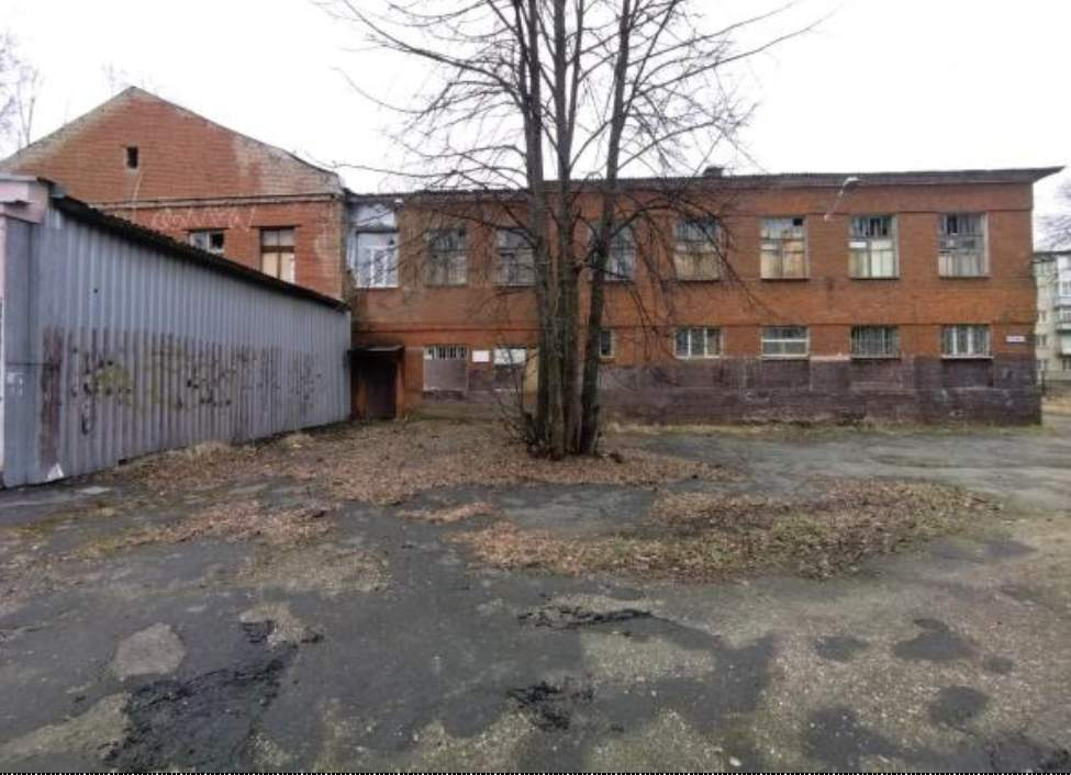 Продам торговое помещение 1928 м.кв.