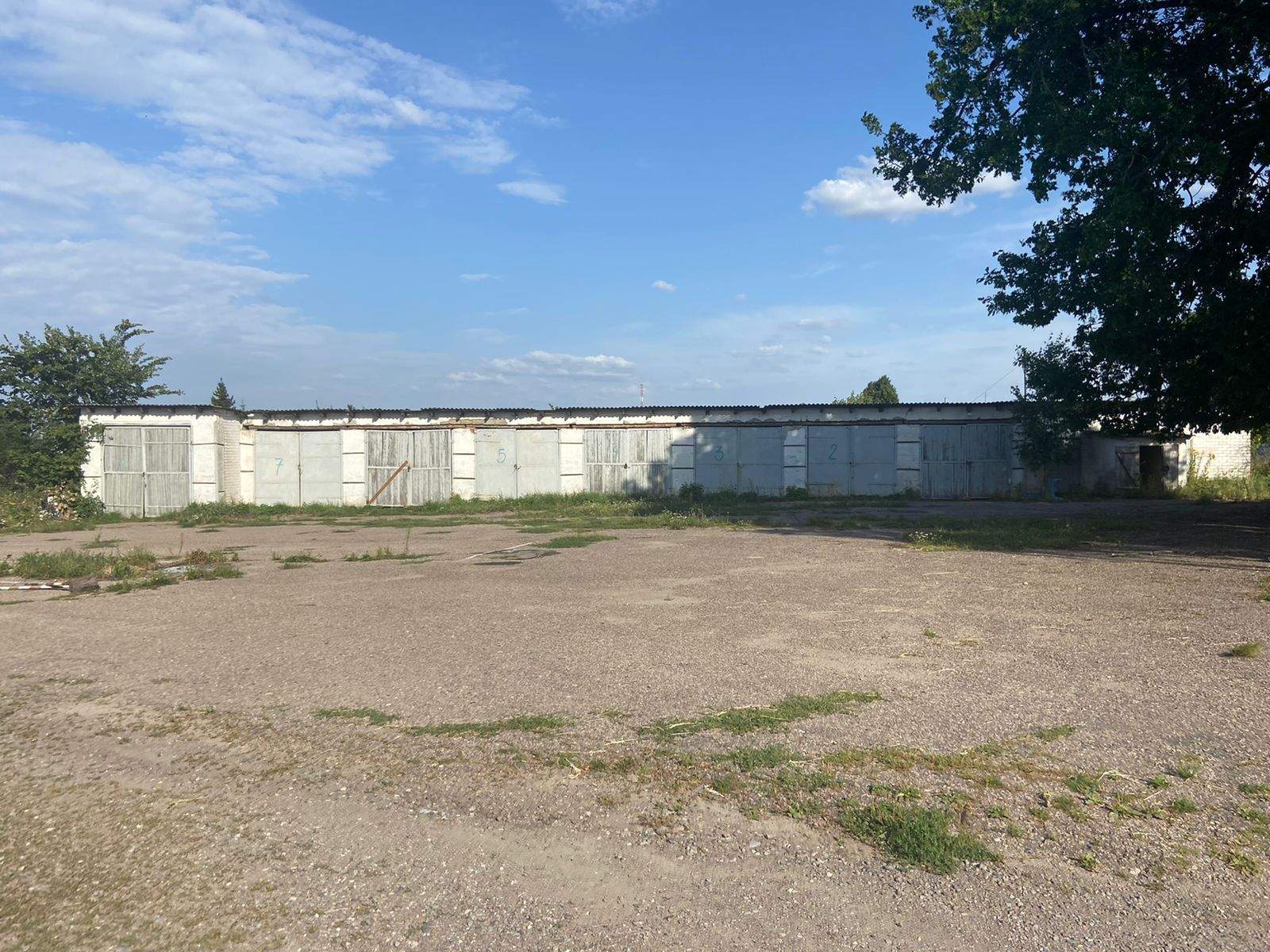 Продам торговое помещение 3015.2 м.кв.