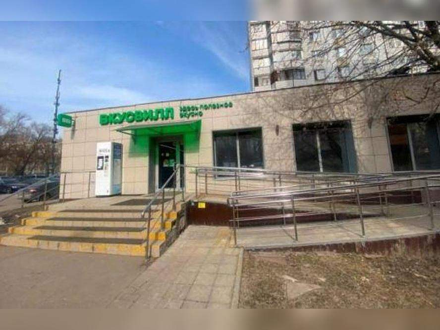 Продам магазин 195.6 м.кв.