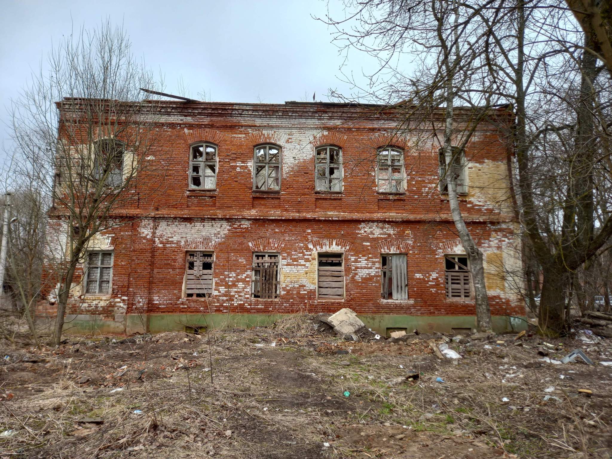 Продам торговое помещение 2188.5 м.кв.