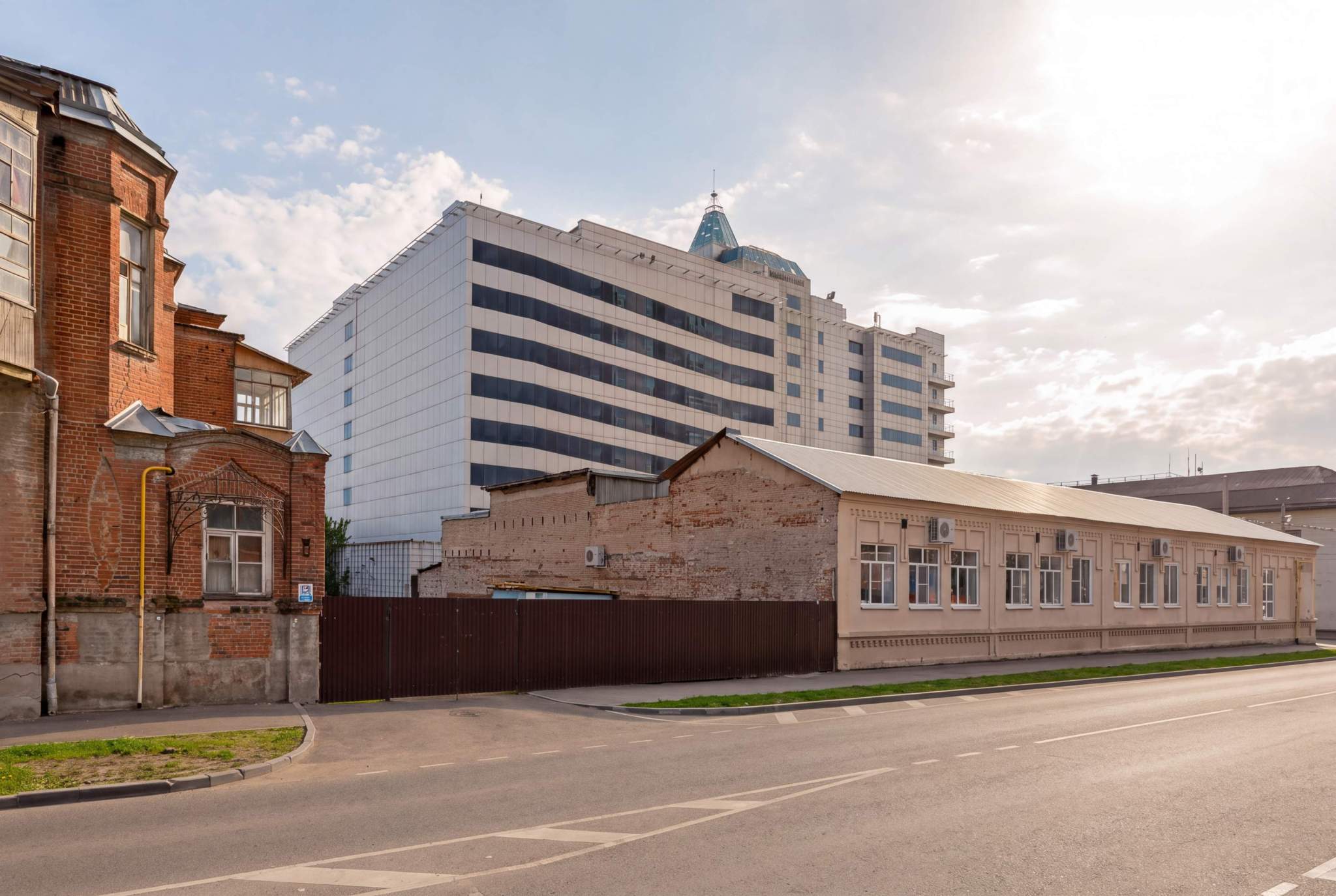 Продам земельный участок 1162 м.кв.