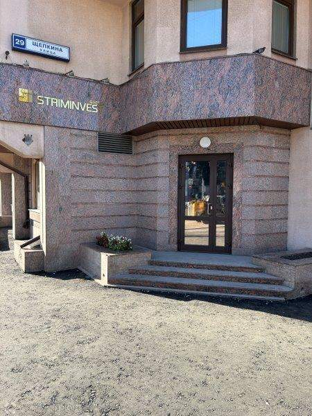 Продам офис 1230.3 м.кв.