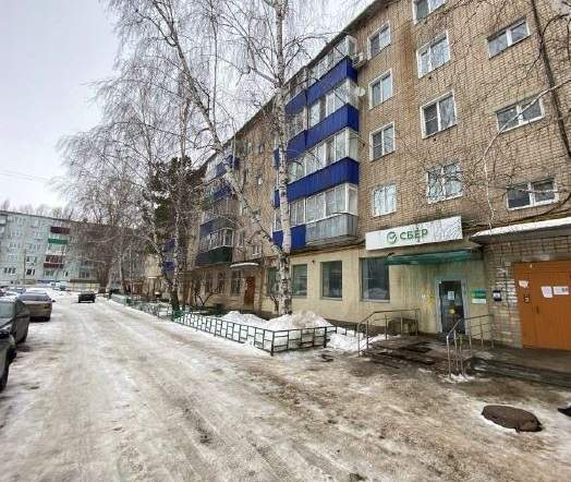 Офис в аренду в Октябрьске, Мичурина улица, 3 фото №0