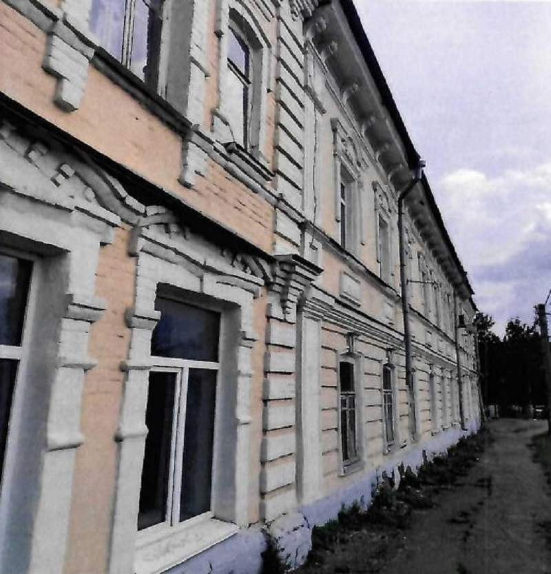 Продам торговое помещение 886.4 м.кв.
