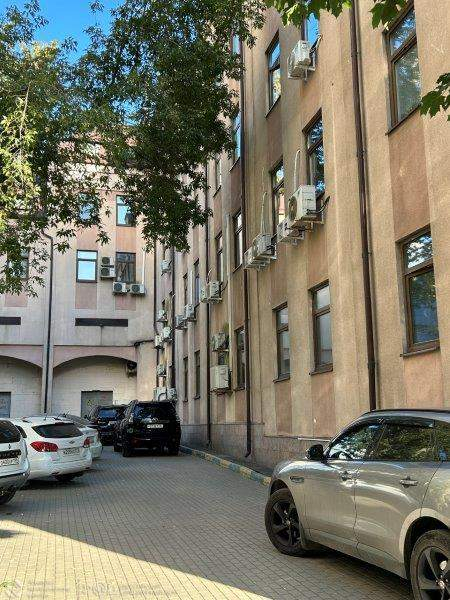 Продам офис 1230.3 м.кв.