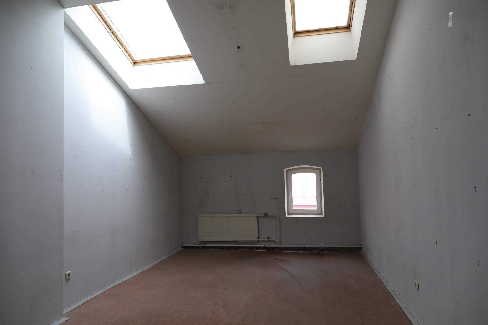 Сдам в аренду офис 650.4 м.кв.