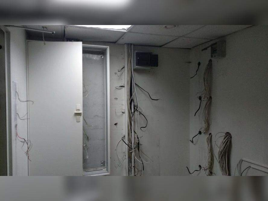 Сдам в аренду магазин 807.4 м.кв.