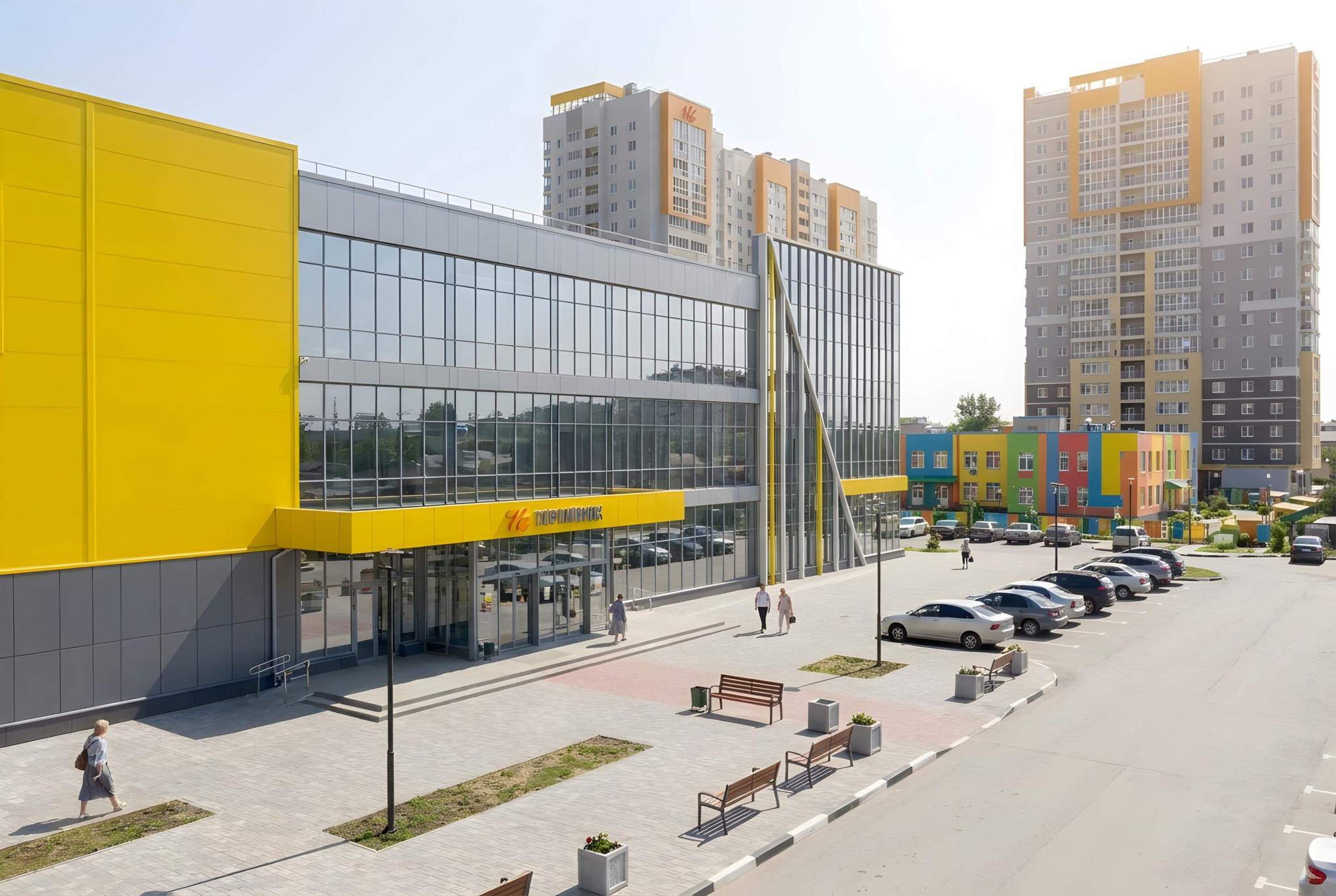 Продам торговое помещение 955.2 м.кв.