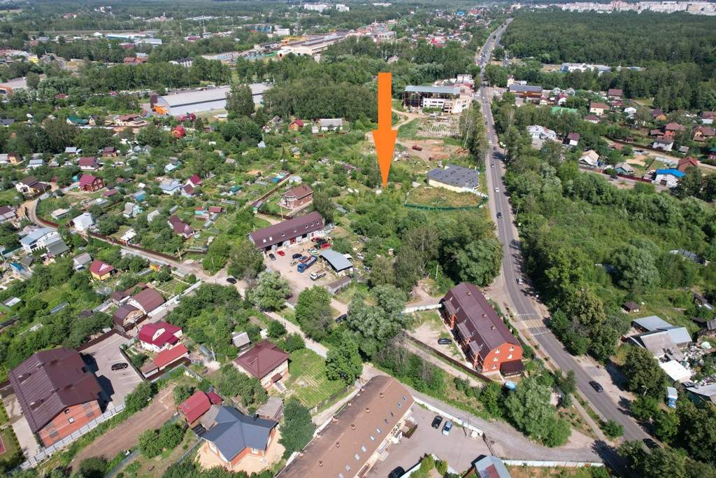 Продам земельный участок 1242 м.кв.