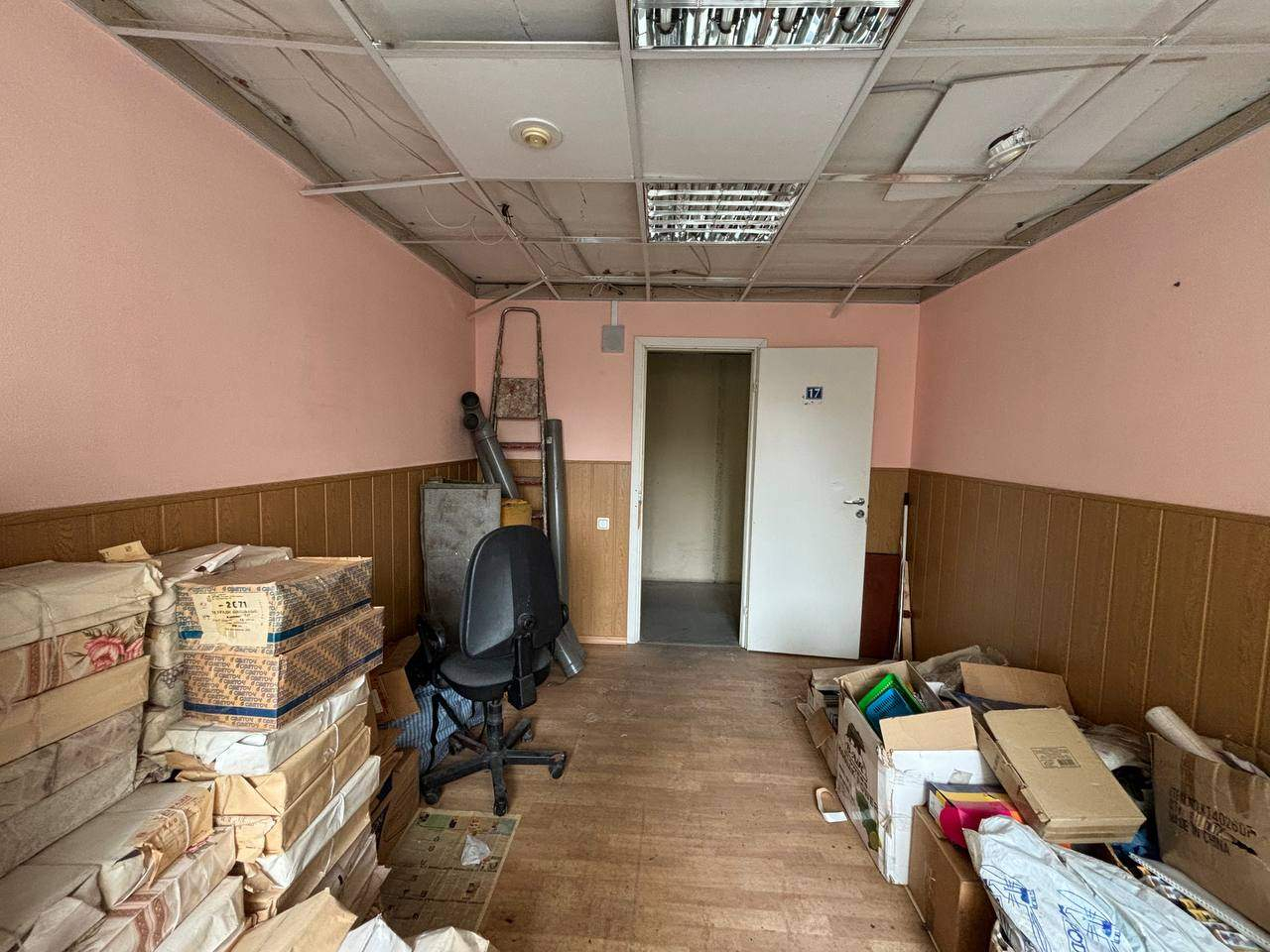 Продам офис 12.4 м.кв.