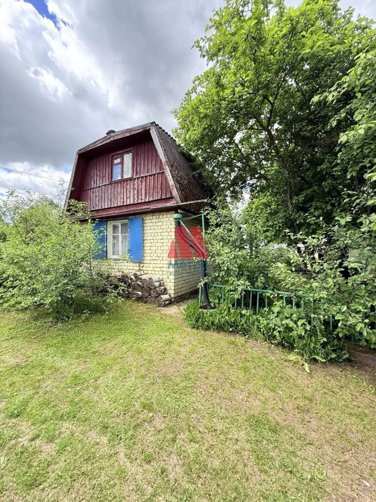 Продам земельный участок 650 м.кв.