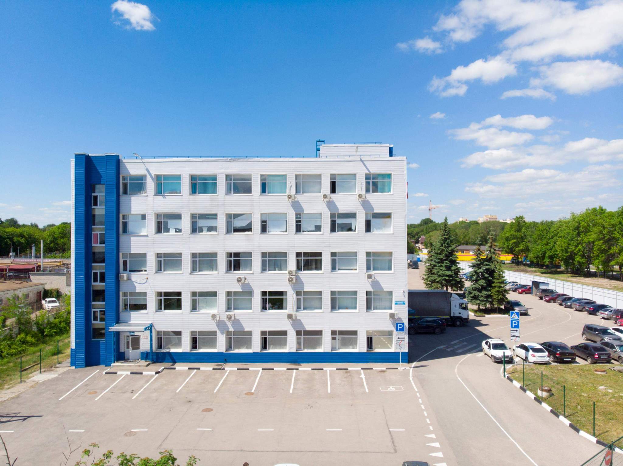 Продам торговое помещение 10949.2 м.кв.