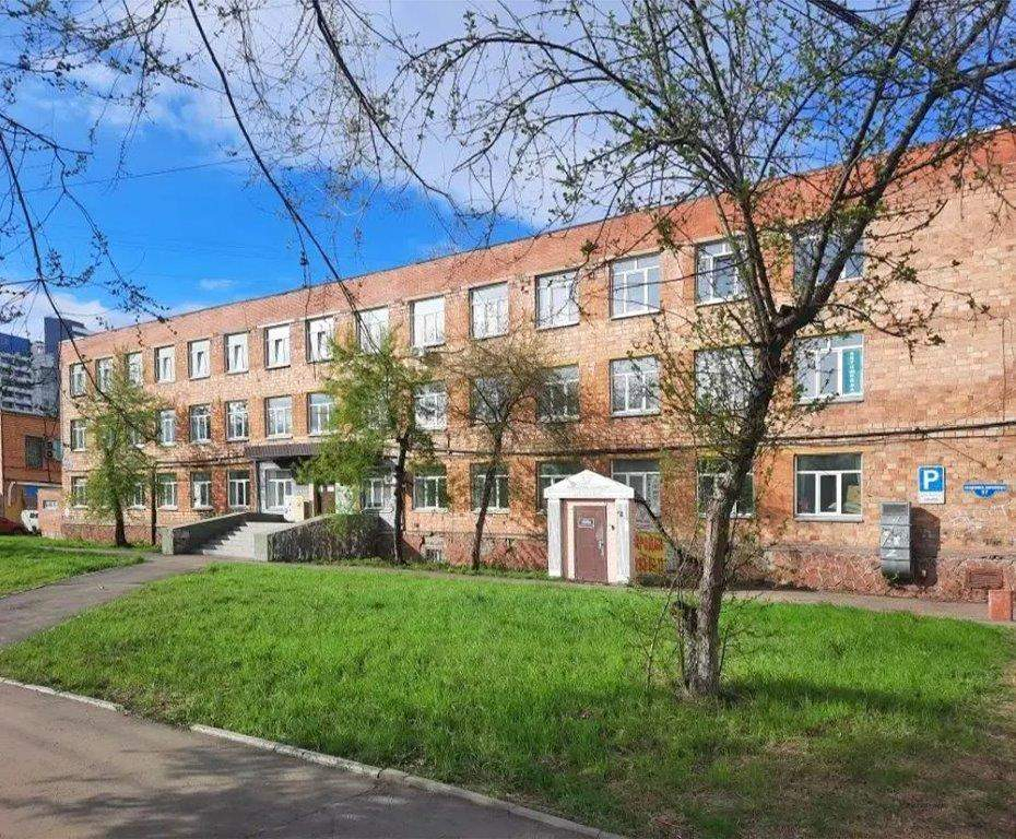 Продам торговое помещение 1917.5 м.кв.