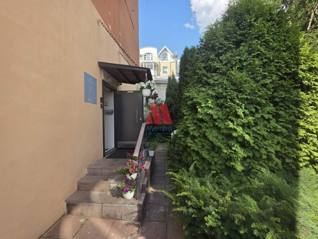 Сдам в аренду помещение свободного назначения 77 м.кв.