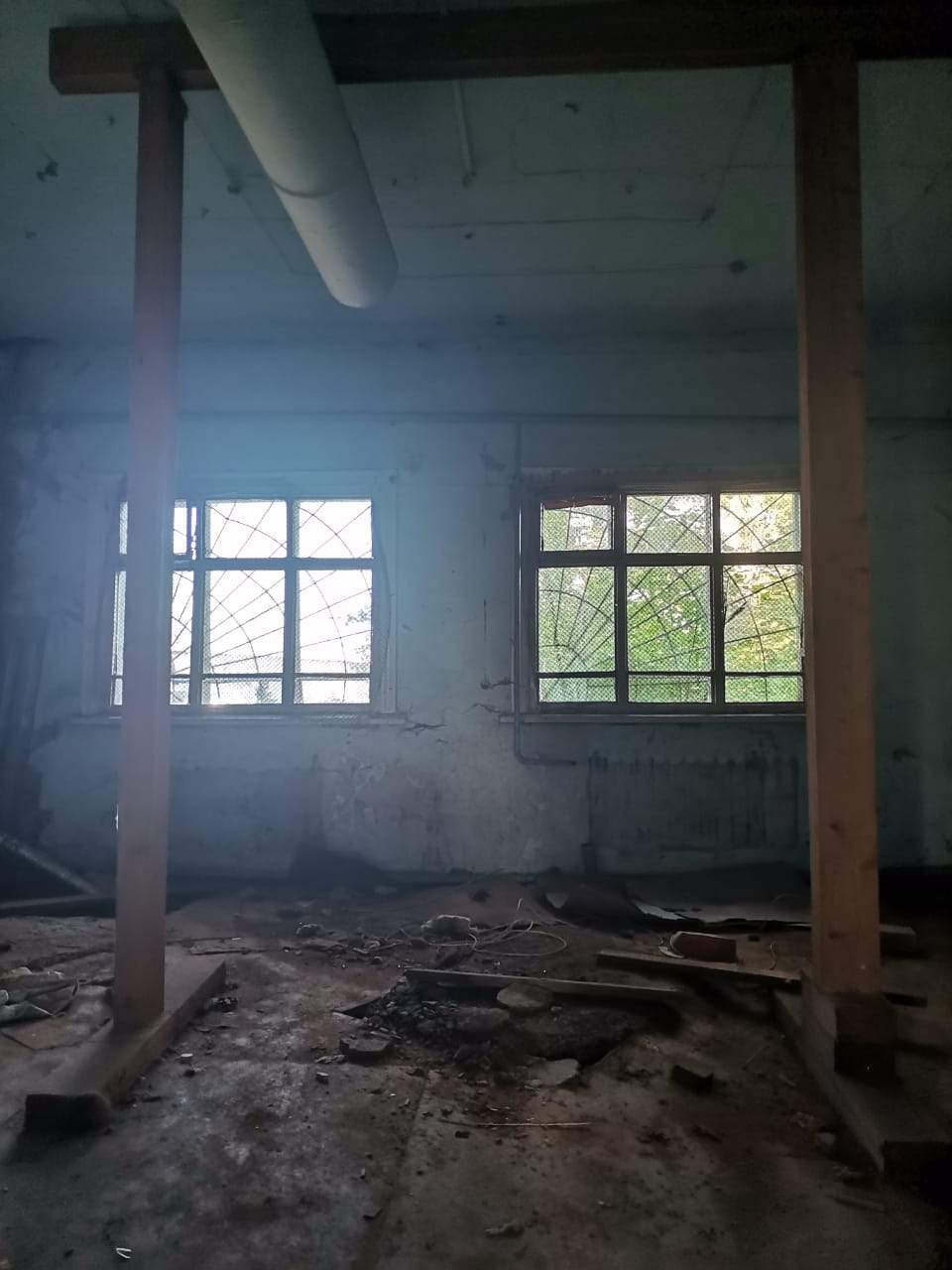 Продам торговое помещение 568.6 м.кв.