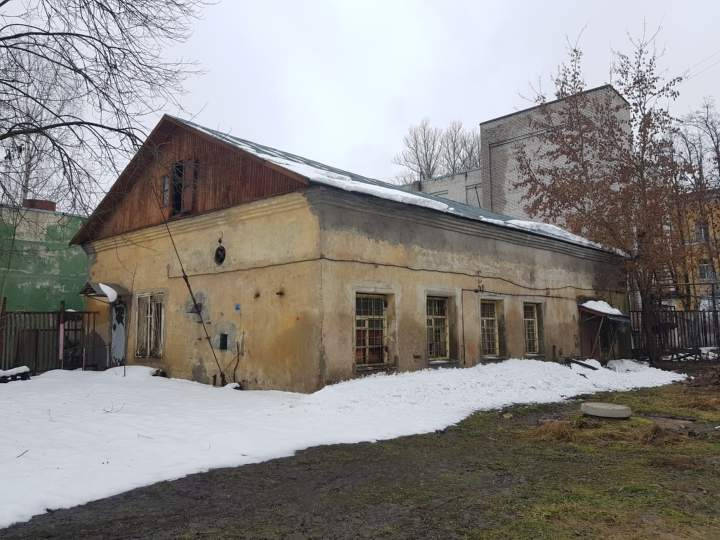 Продам торговое помещение 899.9 м.кв.