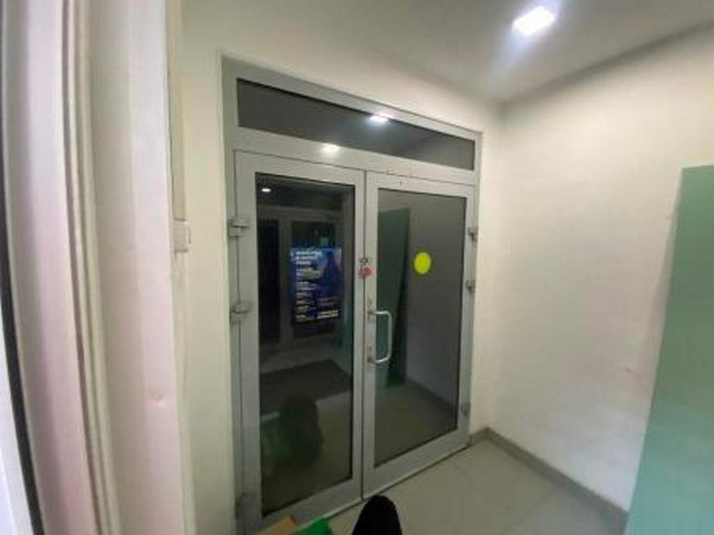 Продам офис 405.5 м.кв.
