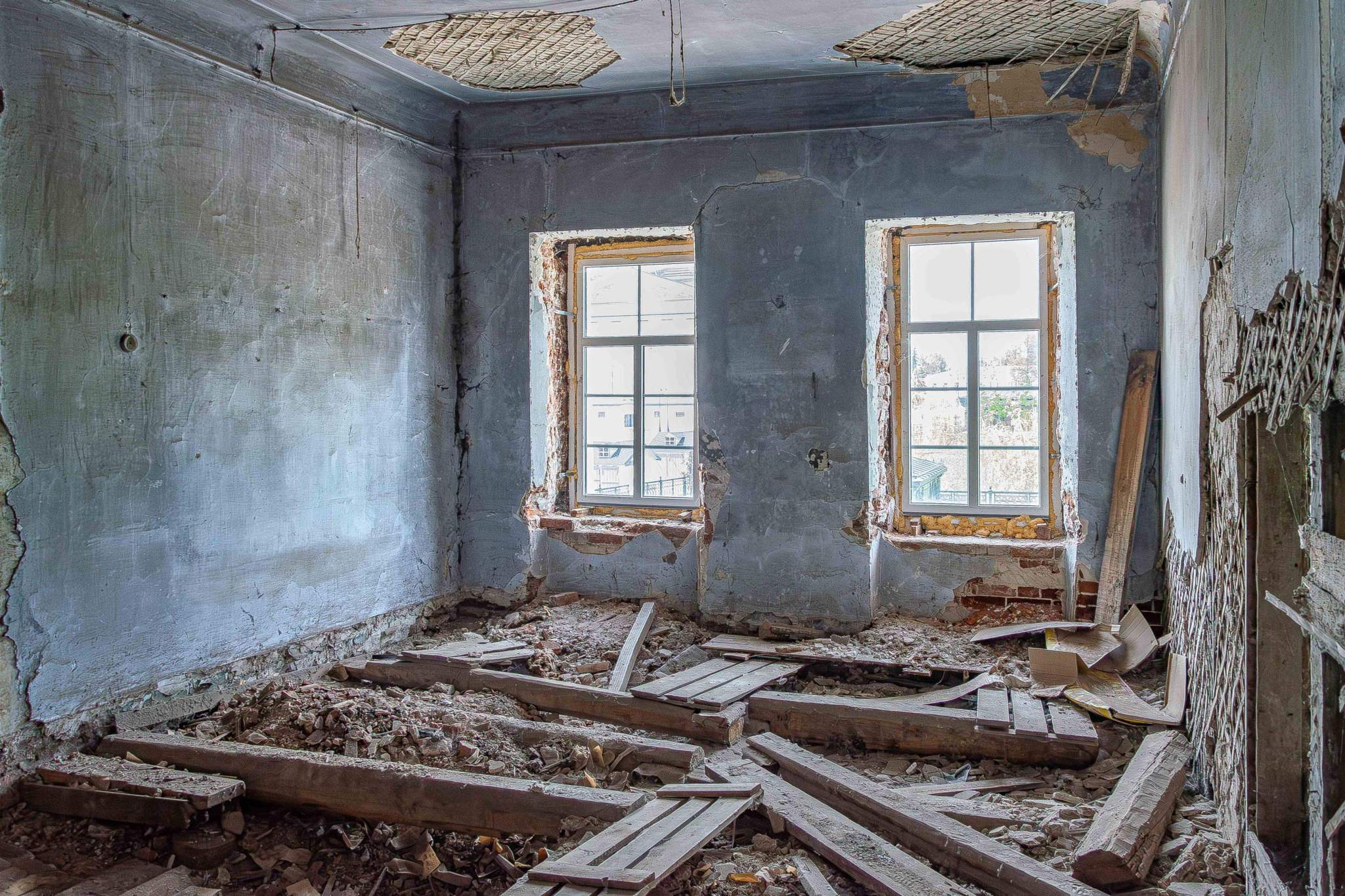 Продам торговое помещение 1680.2 м.кв.