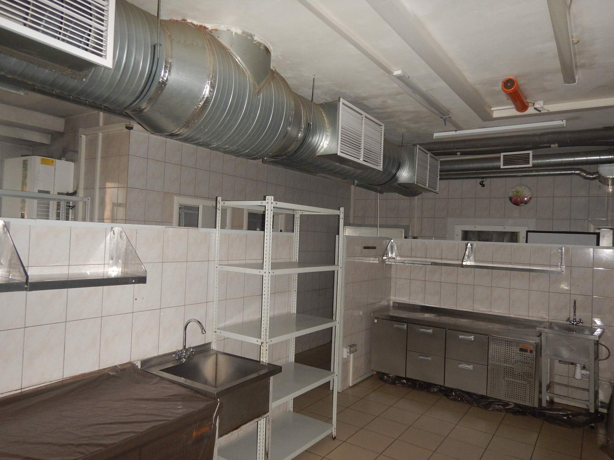 Продам офис 412.2 м.кв.