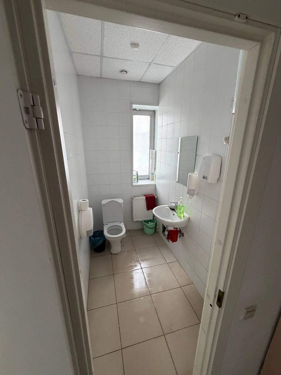 Сдам в аренду офис 243 м.кв.