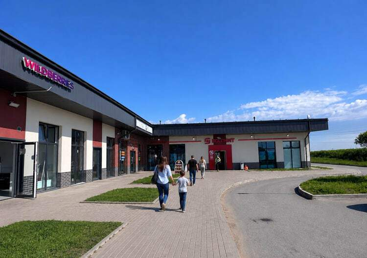 Продам магазин 641.2 м.кв.
