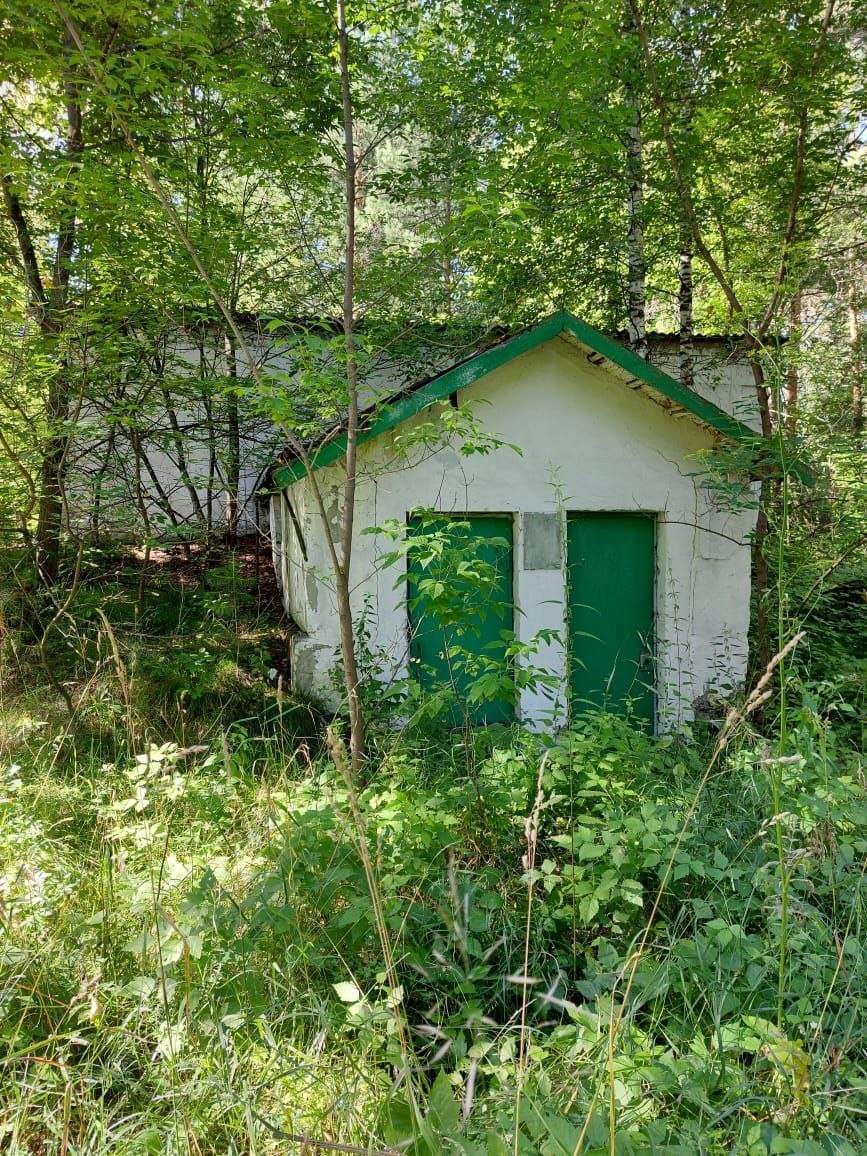 Продам торговое помещение 2398.8 м.кв.