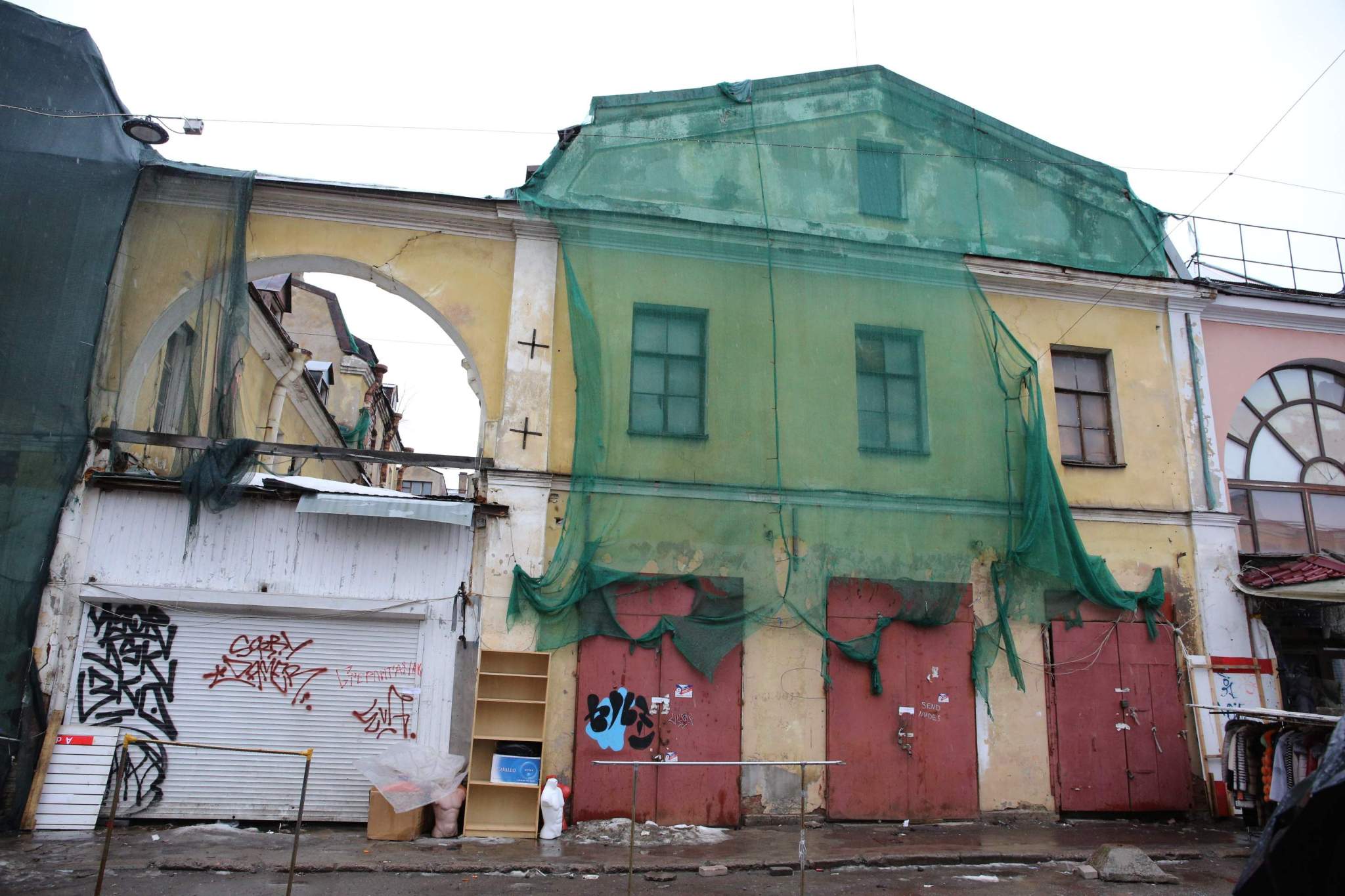Сдам в аренду торговое помещение 853.1 м.кв.