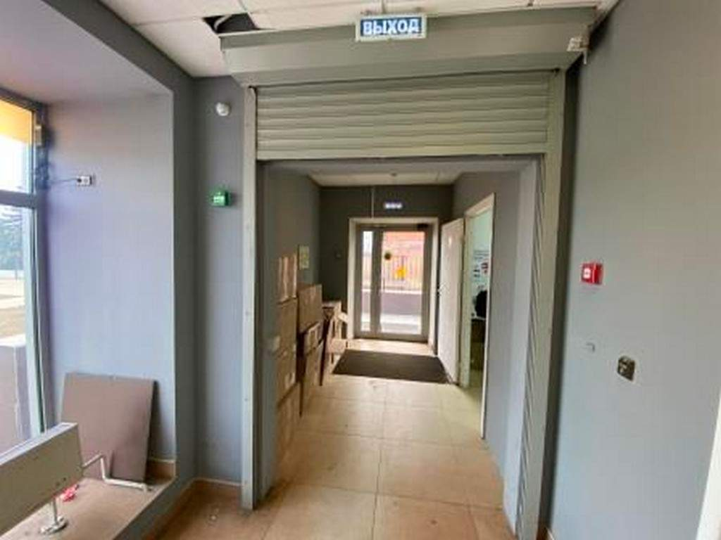 Продам торговое помещение 380.8 м.кв.